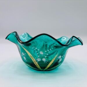 Antique Hand Blown Green Glass Victorian “Lillies of the Valley” Pattern Bowl